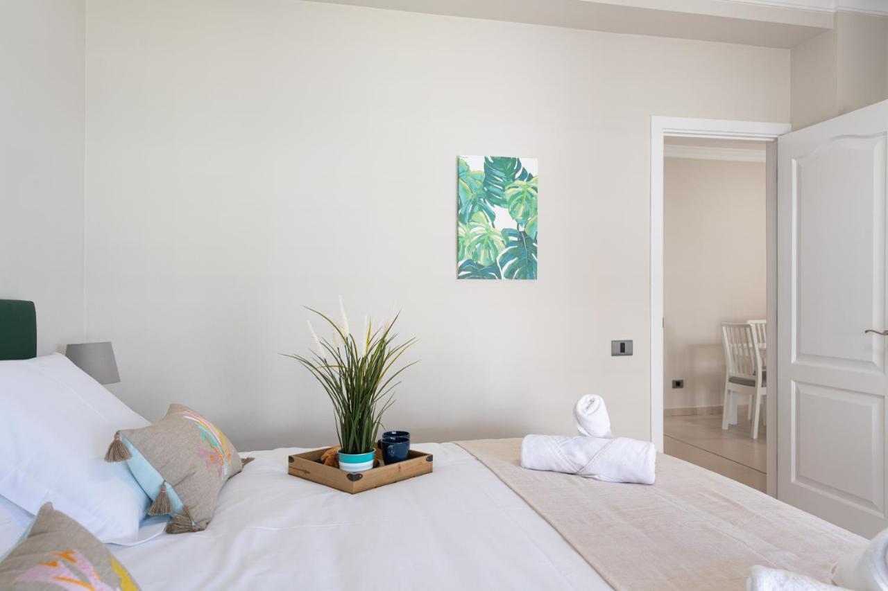 Amarre Moon Apartment ปวยร์โต เด มอแกน ภายนอก รูปภาพ